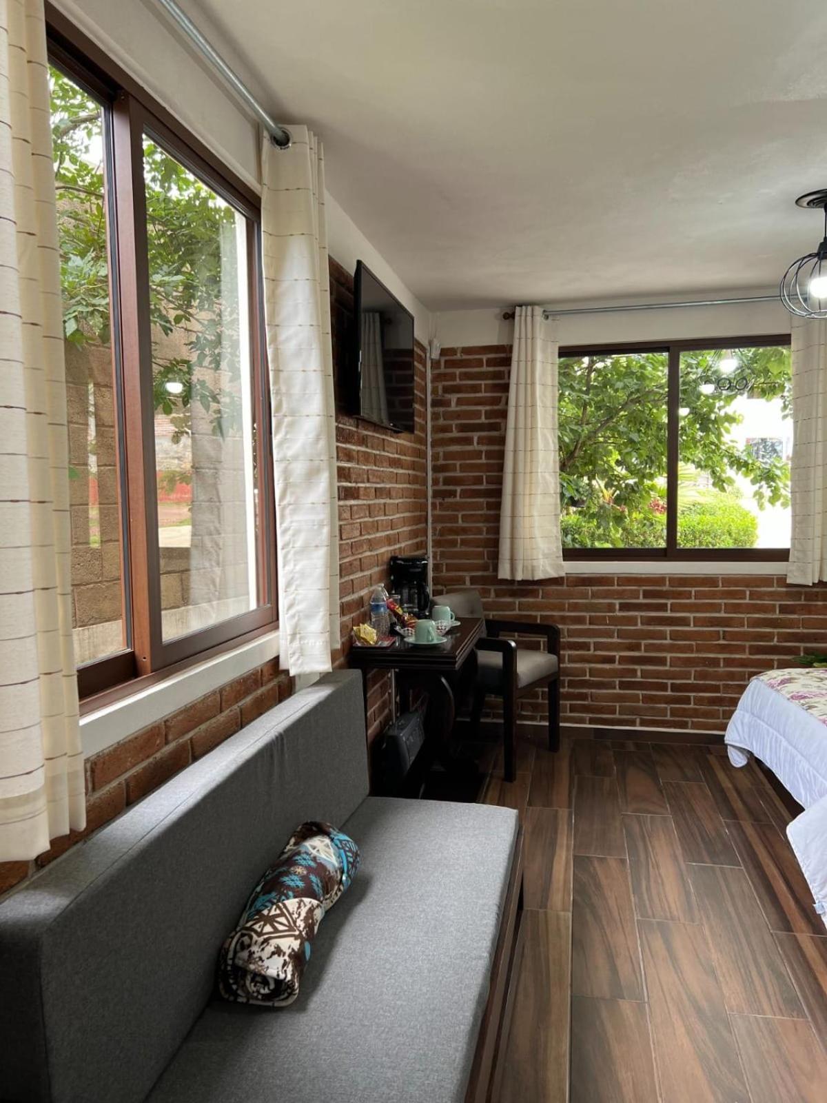 El descanso casa-hotel zacatlán. Camera foto